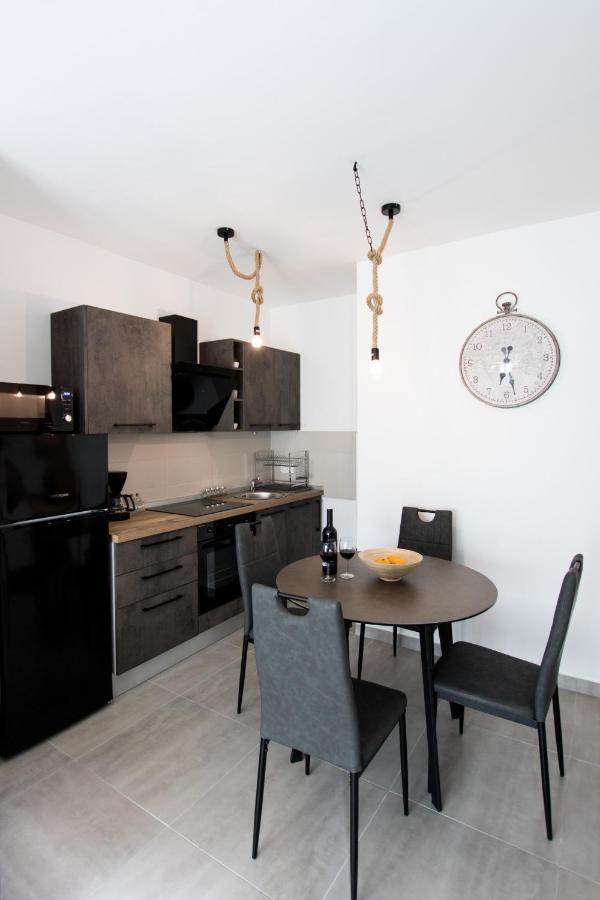 4 * Apartment Sunset Close To The Sea Kastela Ngoại thất bức ảnh